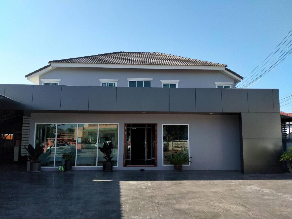 Feelathome Chiang Rai Exterior photo